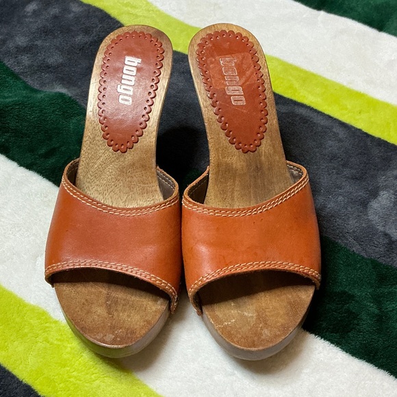 BONGO Women's Orange Leather Mules Size 7 - Picture 3 of 13